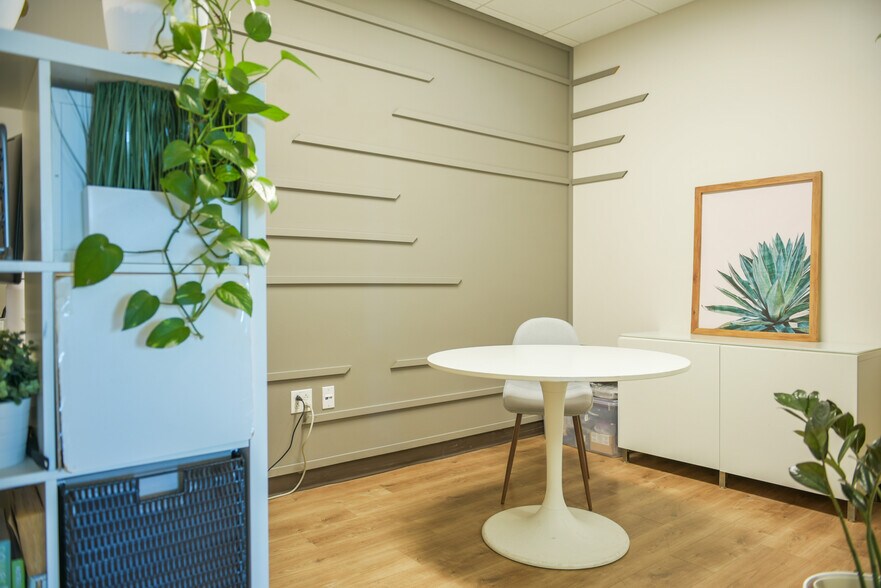 More Photos Of 6128-6130 Innovation Way, Carlsbad Office For Lease