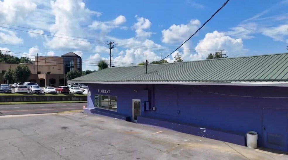 Primary Photo Of 1006 Gibson Mill Rd, Kingsport Storefront Retail Office For Lease