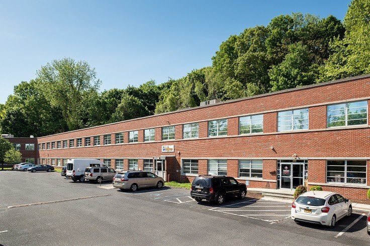 More Photos Of 115 Wall St, Valhalla Flex For Lease