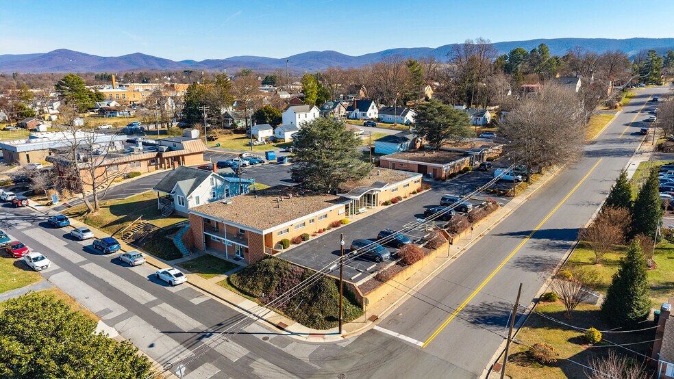 More Photos Of 1305 13th St, Waynesboro Medical For Sale