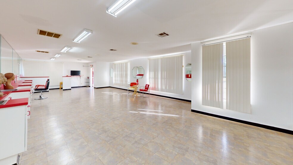 More Photos Of 1200 W Gadsden St, Pensacola Freestanding For Lease