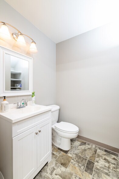 More Photos Of 3805 SE Donato Ln, Port Orchard Healthcare For Lease