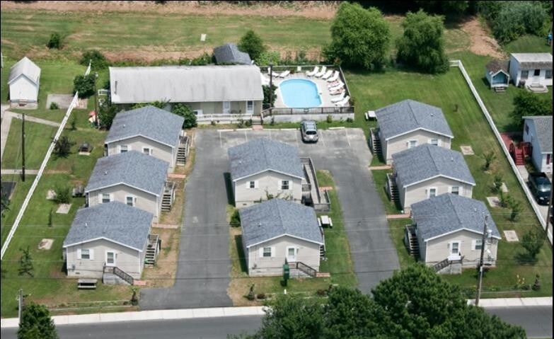 More Photos Of 4327 Katsetos Ln, Chincoteague Island Hotel For Sale