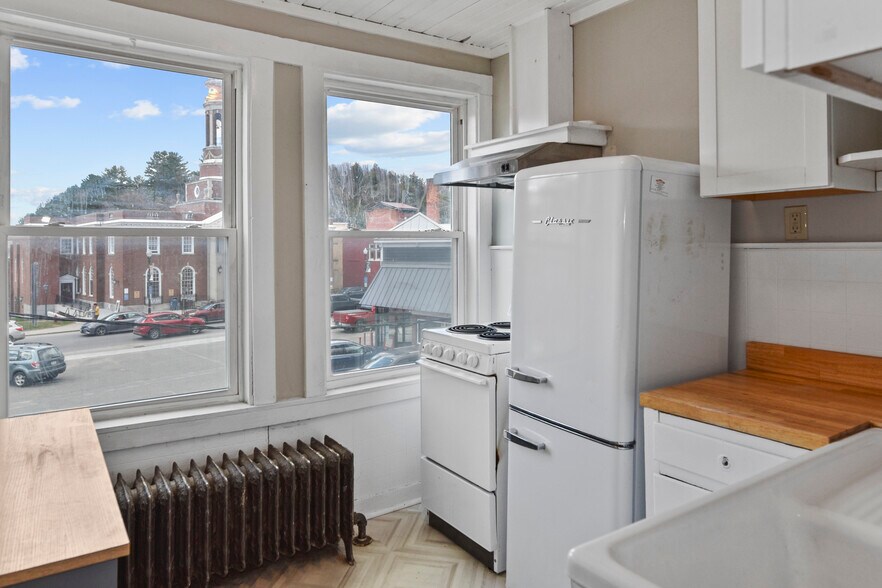 More Photos Of 9 River St, Saranac Lake Apartments For Sale