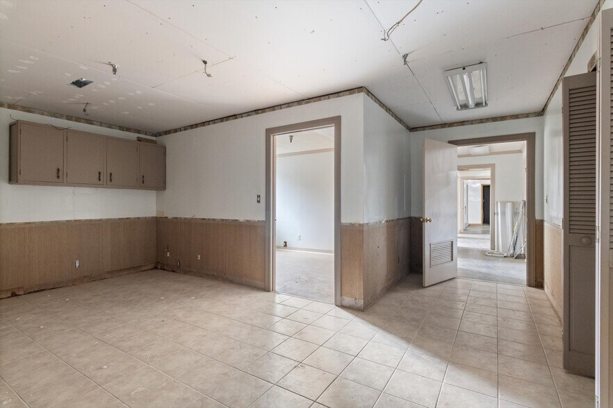 More Photos Of 1811-1813 Old Estill Springs Rd, Tullahoma Warehouse For Lease