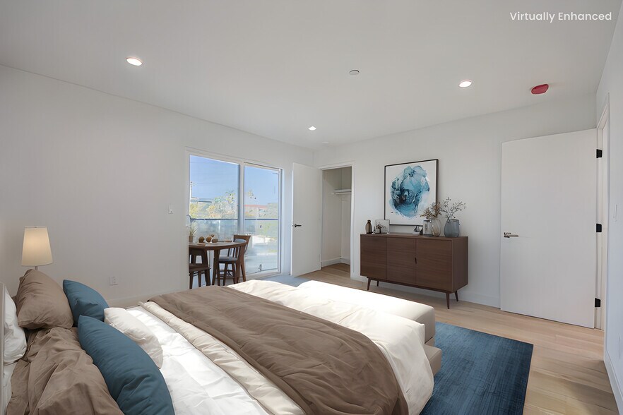 More Photos Of 1636 Longwood Ave, Los Angeles Apartments For Sale