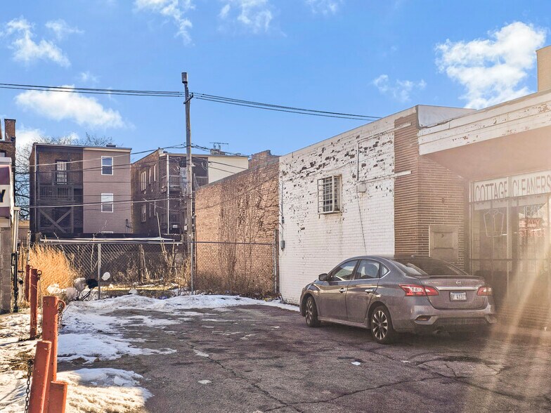 More Photos Of 8115 S Cottage Grove Ave, Chicago Flex For Sale