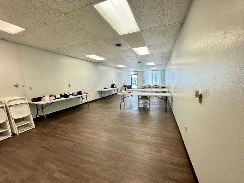 More Photos Of 115-159 Marion Blvd, Marion General Retail For Lease