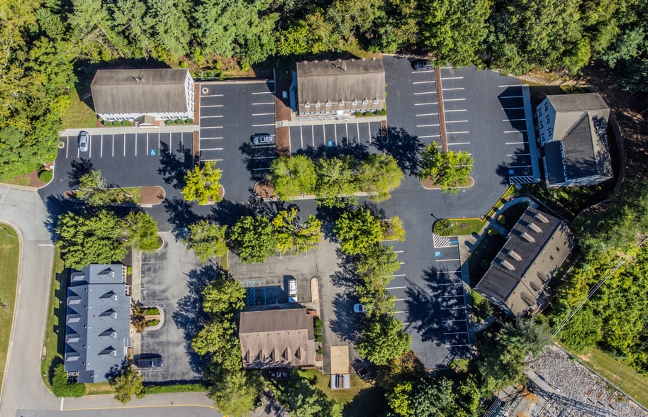 More Photos Of 3241 Electric Rd, Roanoke Office For Lease