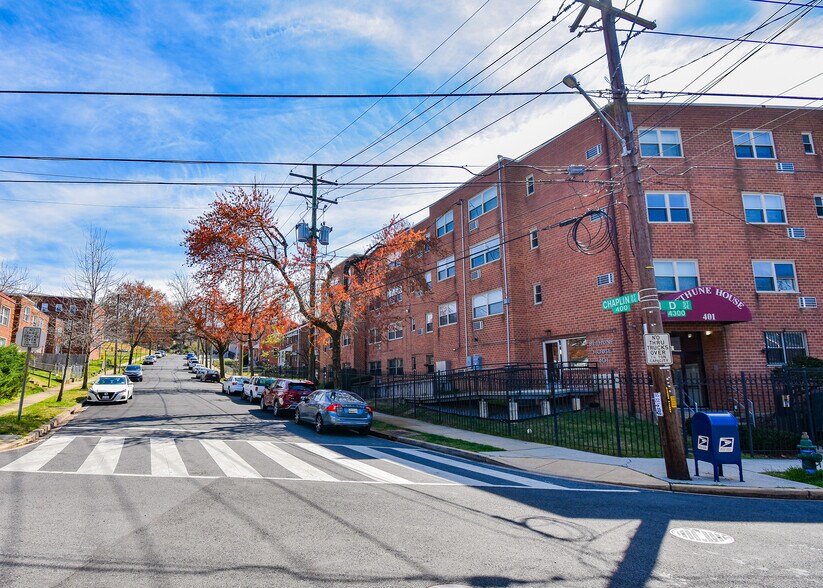 More Photos Of 401 Chaplin St SE, Washington Apartments For Sale