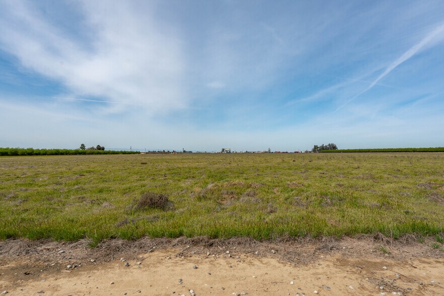More Photos Of 0 Beech Ave Ave, Shafter Land For Sale