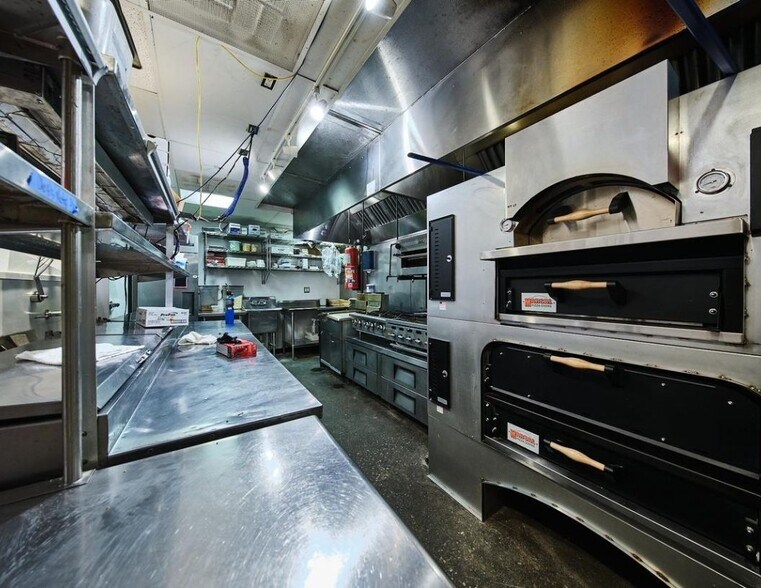 More Photos Of 503 S Front St, Columbus Office Residential For Lease