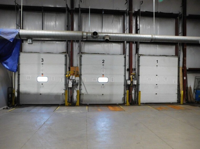 More Photos Of 13 Buzzell Ln, Lee Warehouse For Lease