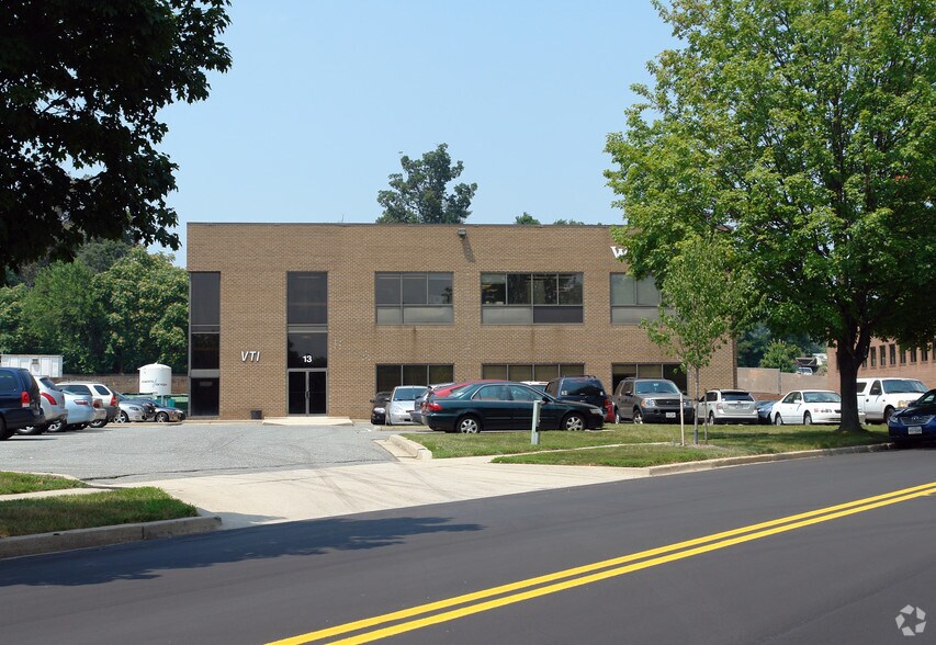 More Photos Of 13 Taft Ct, Rockville Research And Development For Lease
