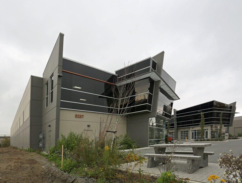 More Photos Of 8257 92nd St, Delta Warehouse For Lease