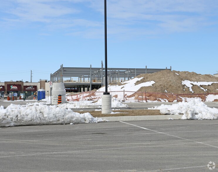 More Photos Of 300 Fourth Ave, St Catharines Apartments For Lease