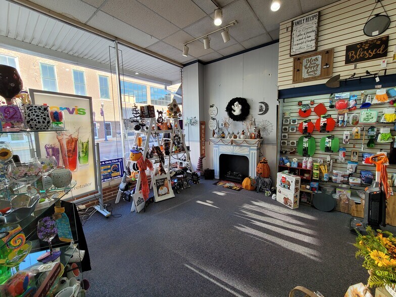 More Photos Of 302 N Main St, Rushville Storefront Retail Office For Sale