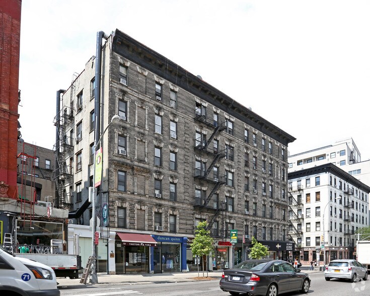 More Photos Of 188 Mulberry St, New York Apartments For Lease
