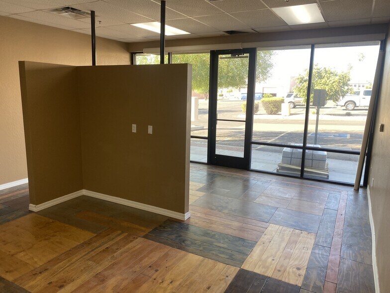 More Photos Of 16729 E Palisades Blvd, Fountain Hills Storefront For Sale