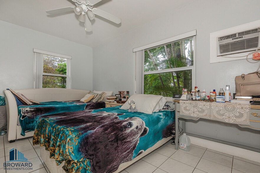 More Photos Of 255 SW 15th St, Dania Beach Apartments For Sale