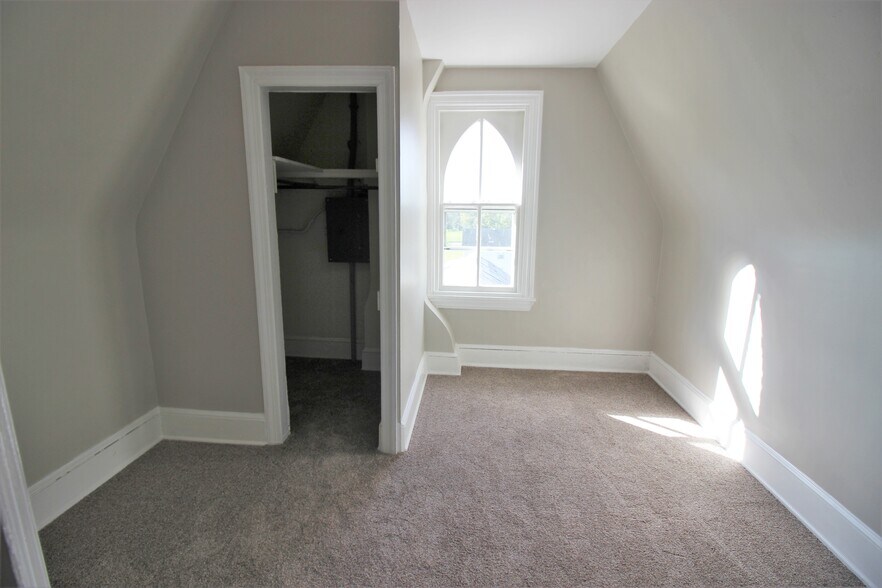 More Photos Of 344 Hodgson St, Oxford Apartments For Sale