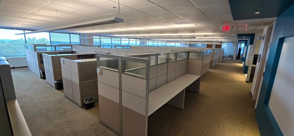 More Photos Of 1130 Sanctuary Pky, Alpharetta Office For Lease