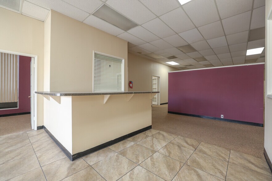 More Photos Of 16200-16258 E Whittier Blvd, Whittier General Retail For Sale