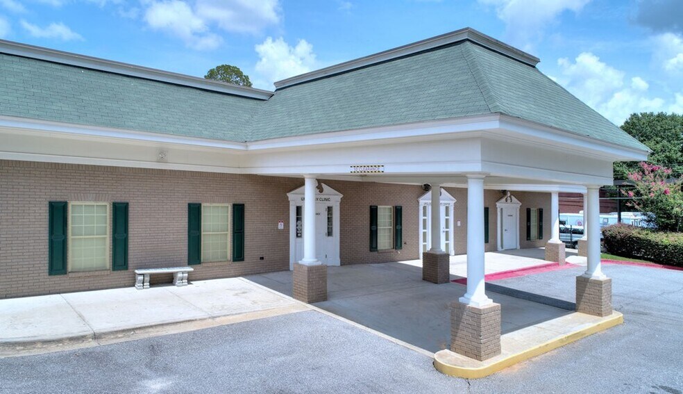 More Photos Of 803 N Jackson St, Albany Office For Lease
