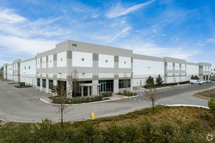 More Photos Of 6755 Brisa St, Livermore Warehouse For Lease