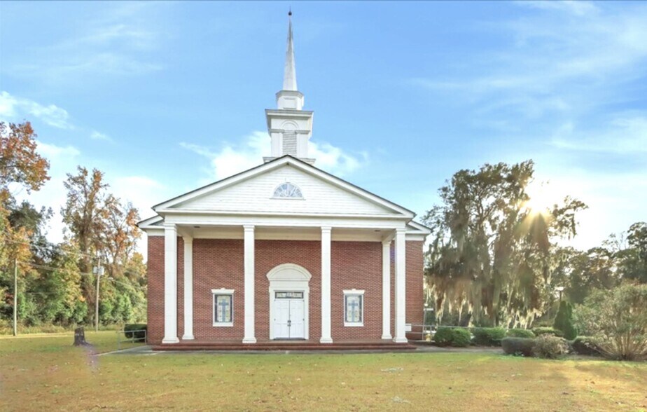 More Photos Of 309 Tibet Ave, Savannah Specialty For Sale