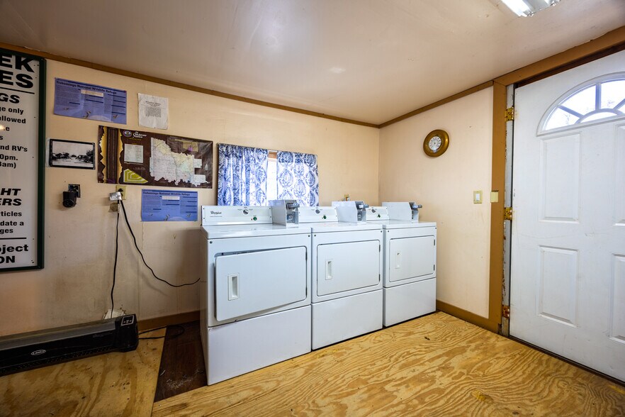 More Photos Of 5300 OK Highway 22 W, Tishomingo Manufactured Housing Mobile Home Park For Sale