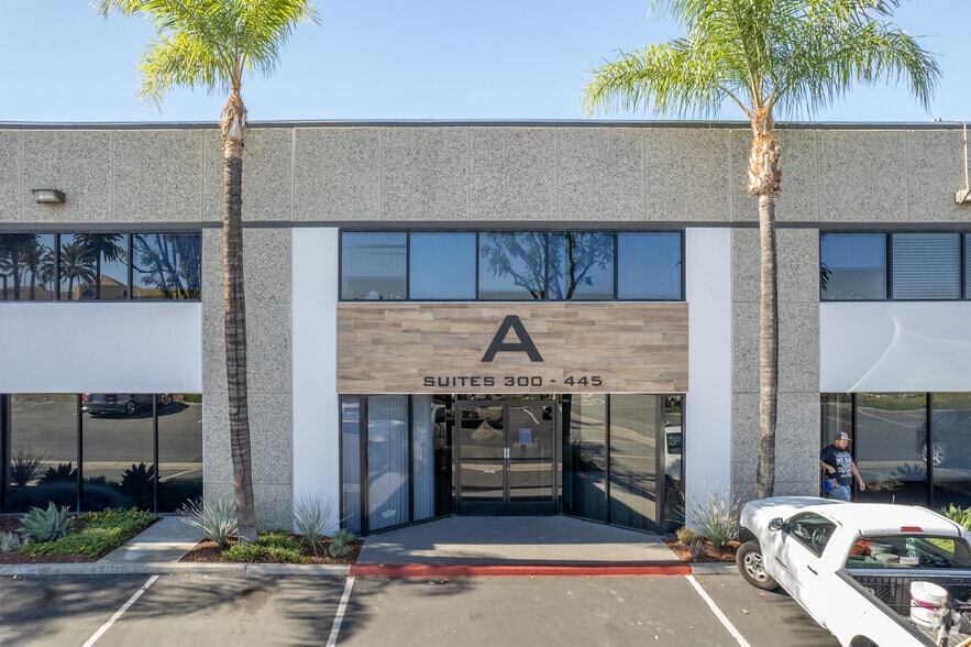 More Photos Of 2900 Adams St, Riverside Light Distribution For Lease