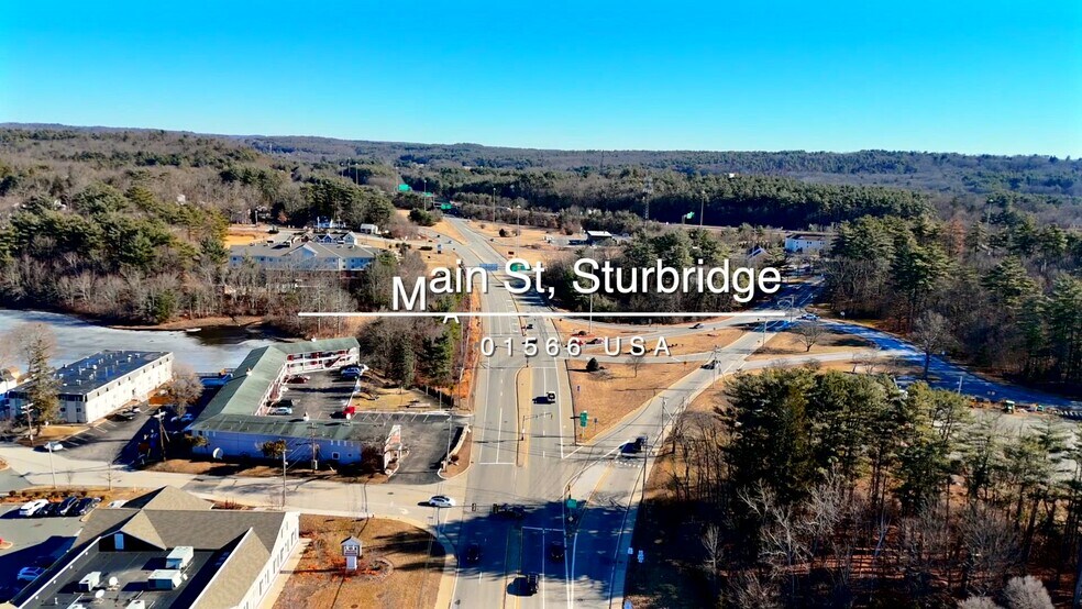 Primary Photo Of 365 Main St, Sturbridge Storefront For Lease