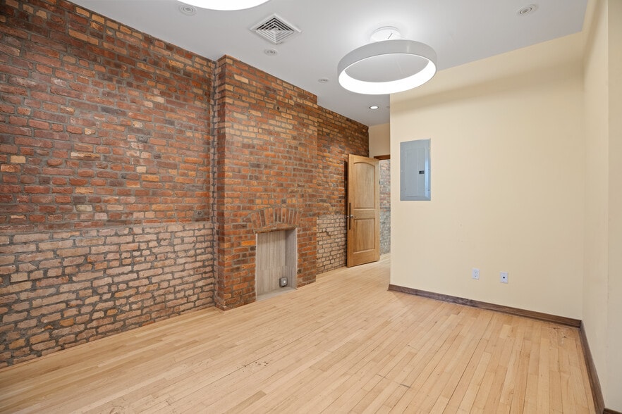 Primary Photo Of 2291 7th Ave, New York Apartments For Lease