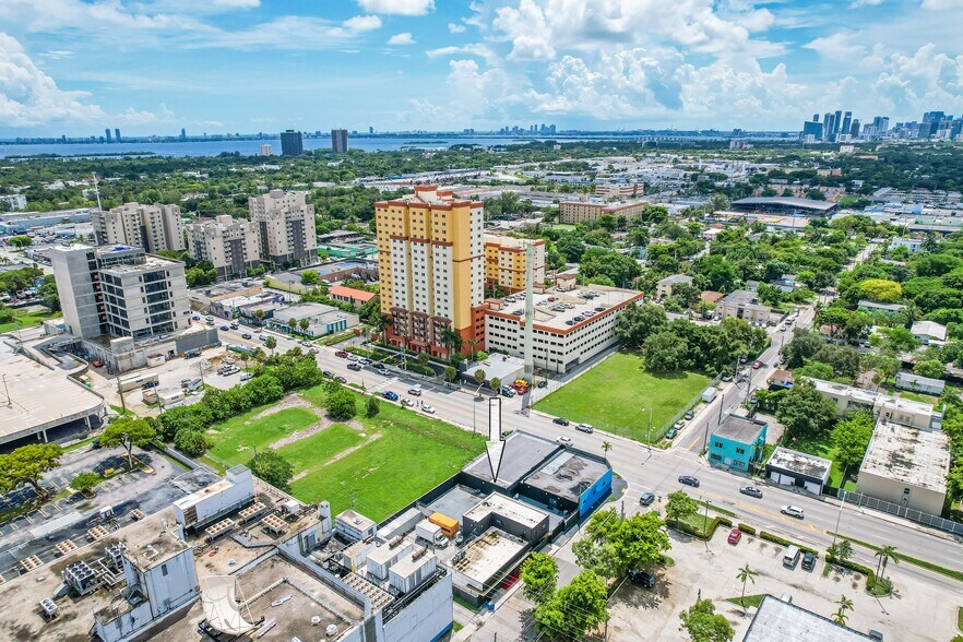 More Photos Of 7929 NE 1st Ave, Miami General Retail For Lease