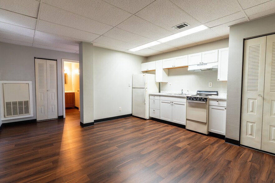 More Photos Of 1743 Culbertson Ave, New Albany Apartments For Sale