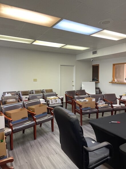 More Photos Of 5100 W 12th St, Little Rock Medical For Sale