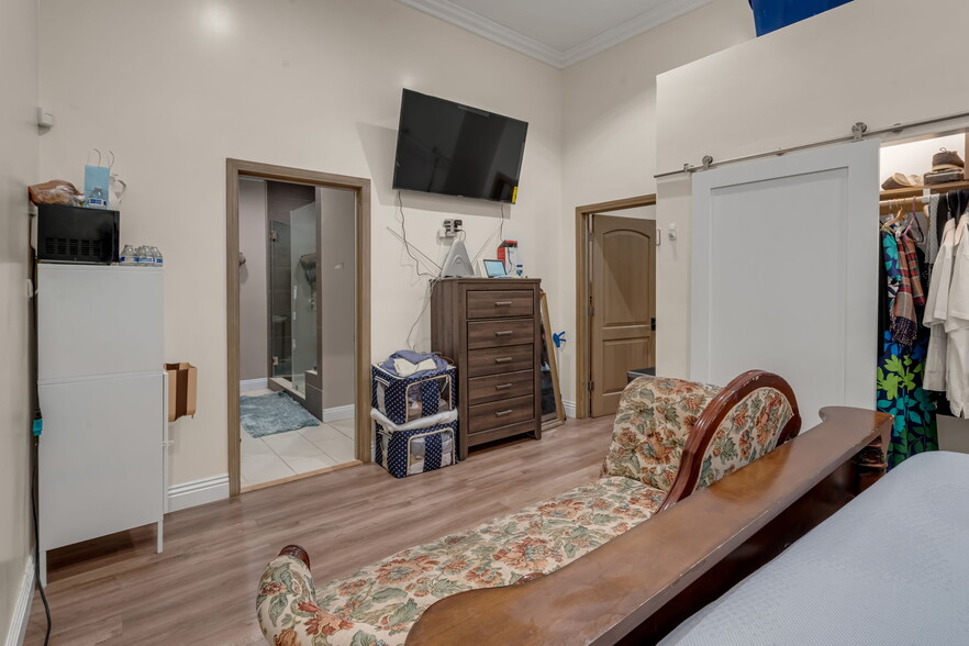 More Photos Of 1100 Lorena St, Los Angeles Religious Facility For Sale