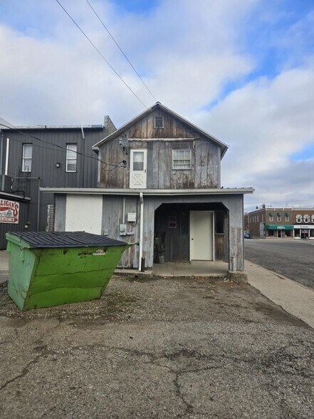 More Photos Of 6448 Main St, Cass City Bar For Sale