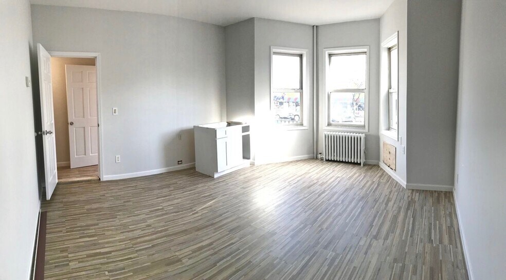 More Photos Of 2166 31st St, Long Island City Multifamily For Sale