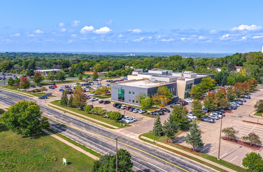 More Photos Of 1000 140th St W, Burnsville Medical For Lease
