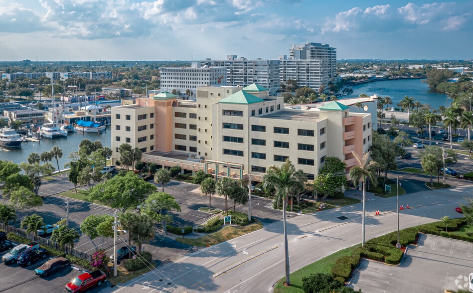 More Photos Of 915 Middle River Dr, Fort Lauderdale Office For Lease