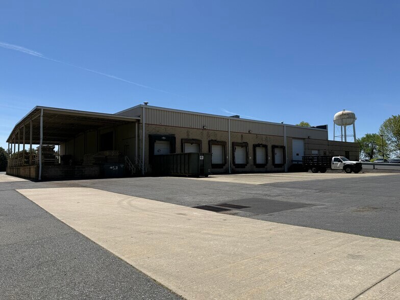 More Photos Of 14 McFadden Rd, Palmer Warehouse For Lease