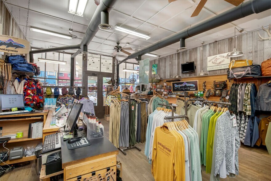 More Photos Of 307 Elk Ave, Crested Butte General Retail For Sale