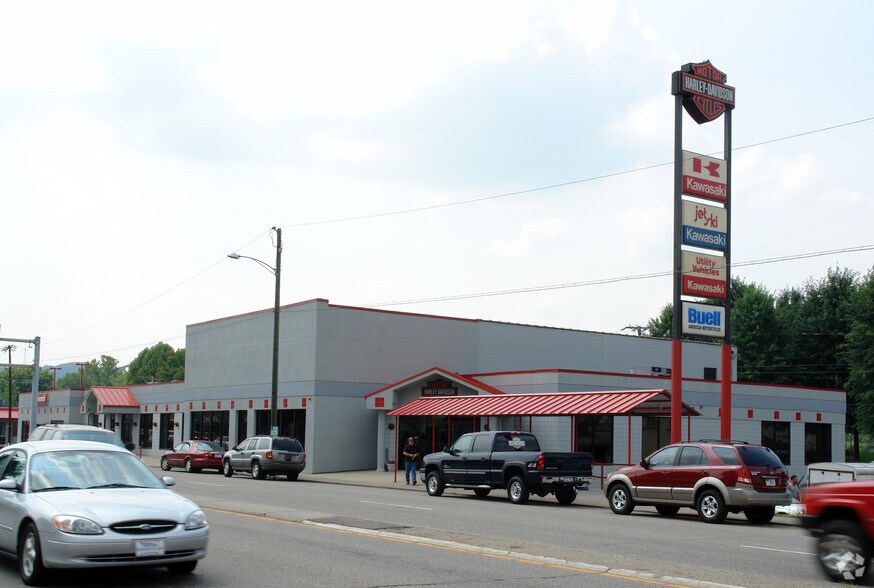 Primary Photo Of 4924 Maccorkle Ave SW, Charleston Auto Dealership For Sale