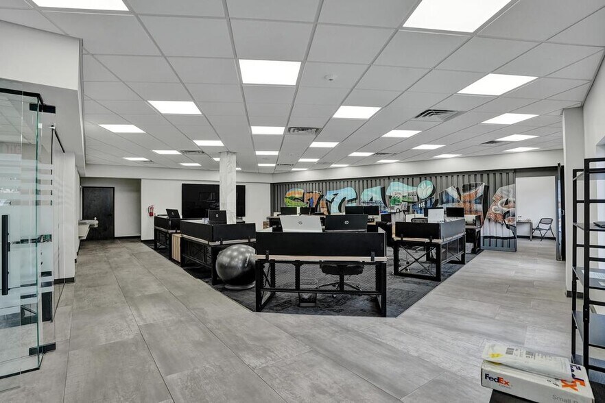 More Photos Of 2780 E Oakland Park Blvd, Fort Lauderdale Office For Sale