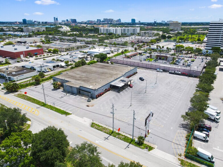 More Photos Of 2500 N Florida Mango Rd, West Palm Beach Freestanding For Sale