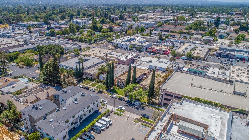 More Photos Of 5329-5333 Agnes Ave, Valley Village Apartments For Sale