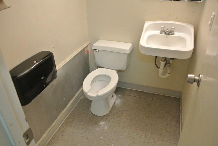 More Photos Of 3405 E Us-190 Fwy, Killeen Daycare Center For Lease