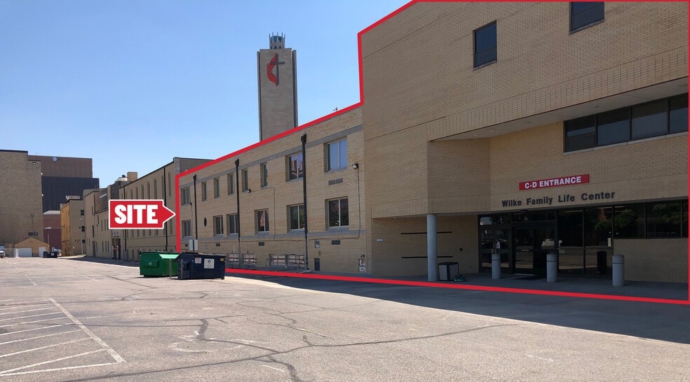 More Photos Of 302 N Broadway Ave, Wichita Religious Facility For Lease